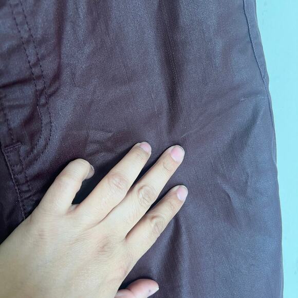 Gap Women's Vintage Slim Mid Rise Coated Jeans Burgundy Size 6 Regular - Picture 5 of 10